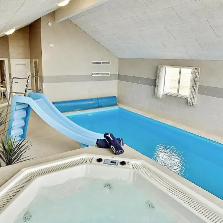 Holiday home 30 Person Holiday In *